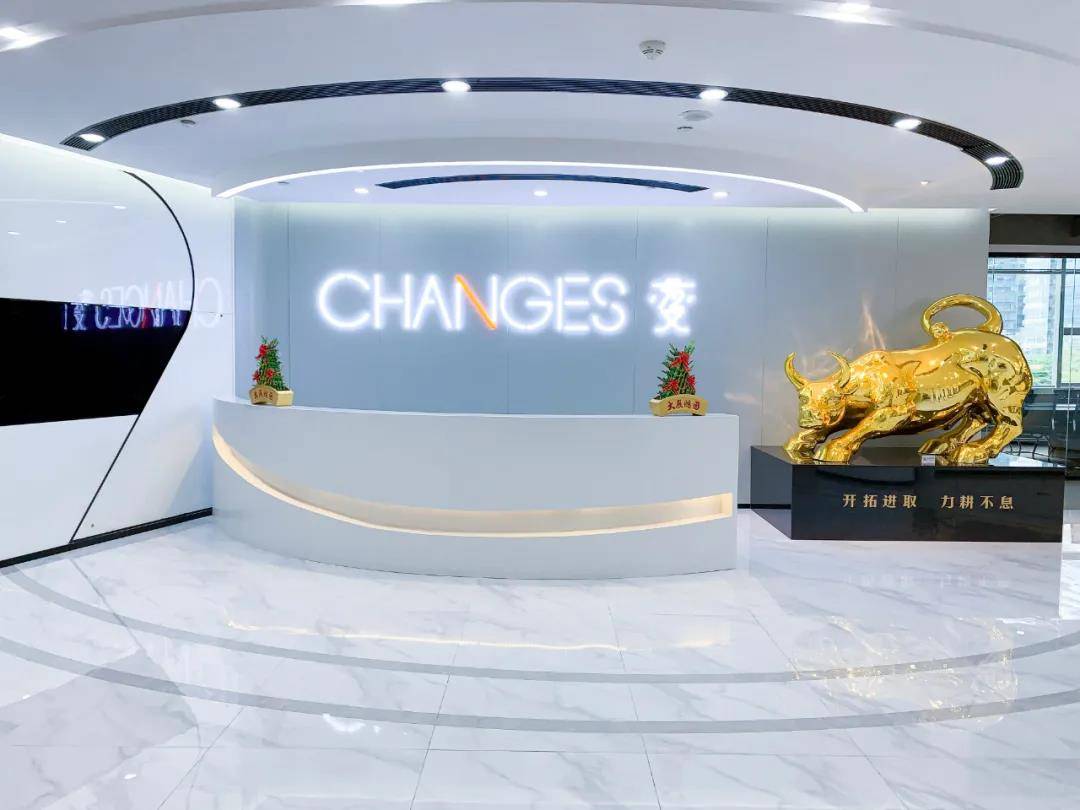 milan米兰：
配合通报品牌文化 七十二传媒助力2020中国品牌节年度人物峰会暨颁奖盛典(图9)